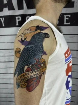 kraai hart tekst oldschool tattoo